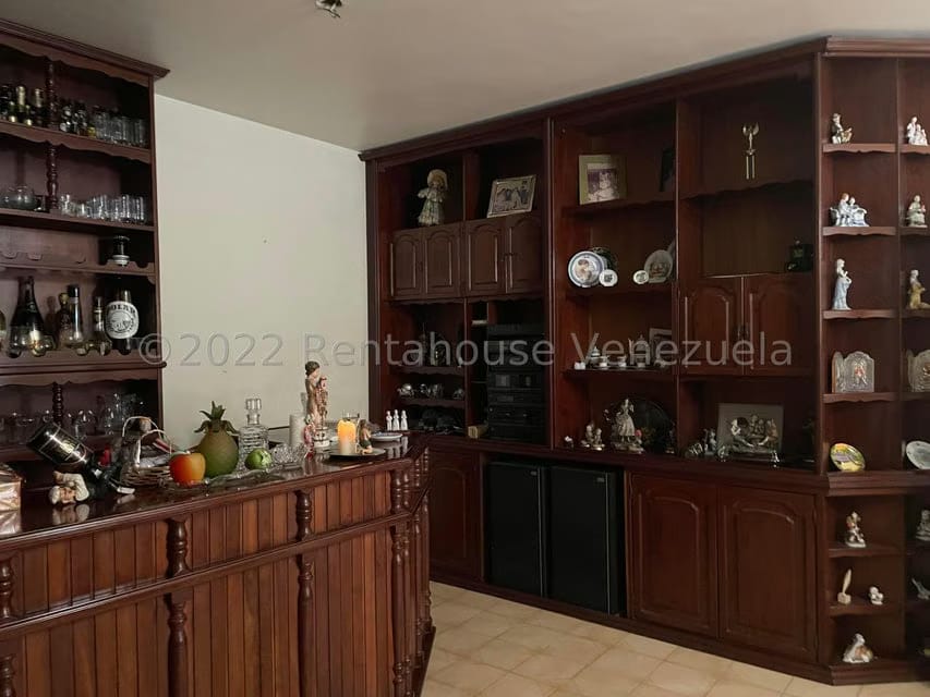 Casa (Multipes Niveles) en Venta en Guatire, Miranda - 8