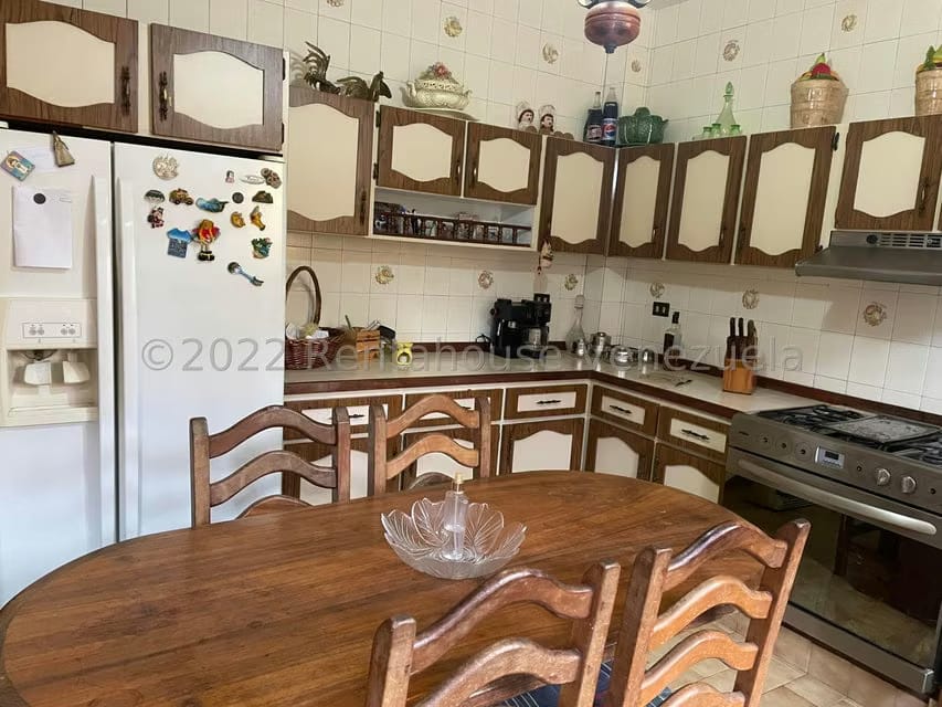 Casa (Multipes Niveles) en Venta en Guatire, Miranda - 9