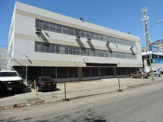 Comercial (Edificio) en Venta en La Urbina, Distrito Metropolitano