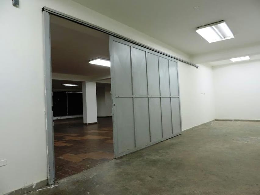 Comercial (Edificio) en Venta en La Urbina, Distrito Metropolitano - 5