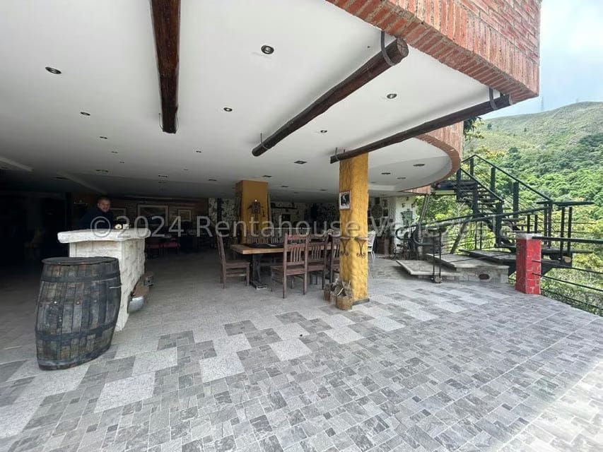 Casa (Multipes Niveles) en Venta en Monterrey, Distrito Metropolitano - 3