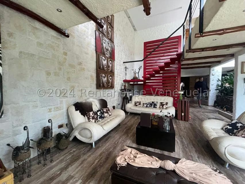 Casa (Multipes Niveles) en Venta en Monterrey, Distrito Metropolitano - 24