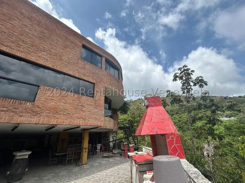 Casa (Multipes Niveles) en Venta en Monterrey, Distrito Metropolitano - 4
