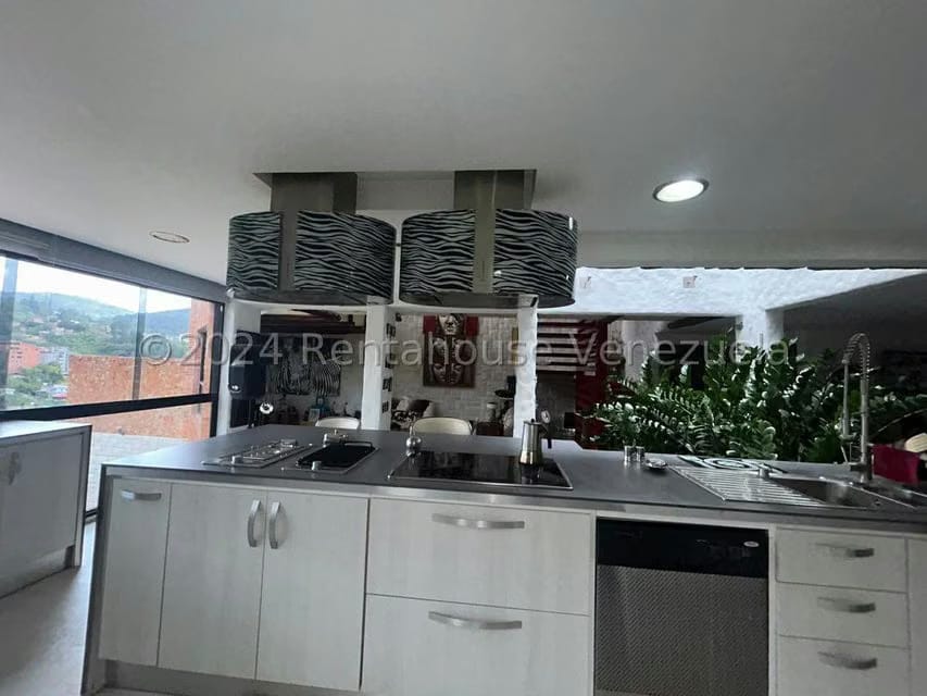 Casa (Multipes Niveles) en Venta en Monterrey, Distrito Metropolitano - 33