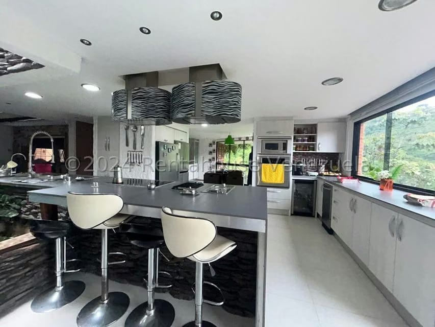 Casa (Multipes Niveles) en Venta en Monterrey, Distrito Metropolitano - 34