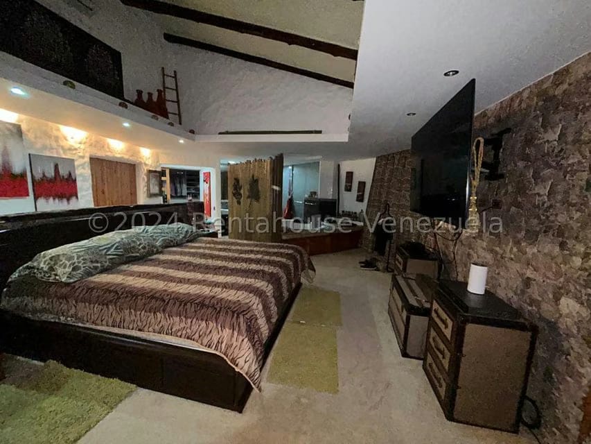 Casa (Multipes Niveles) en Venta en Monterrey, Distrito Metropolitano - 56