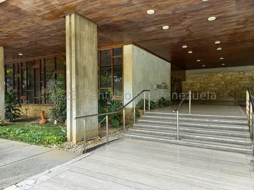Comercial (Oficina) en Alquiler en Macaracuay, Distrito Metropolitano - 2