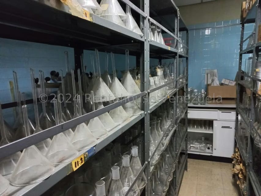 Comercial (Oficina) en Alquiler en Macaracuay, Distrito Metropolitano - 13