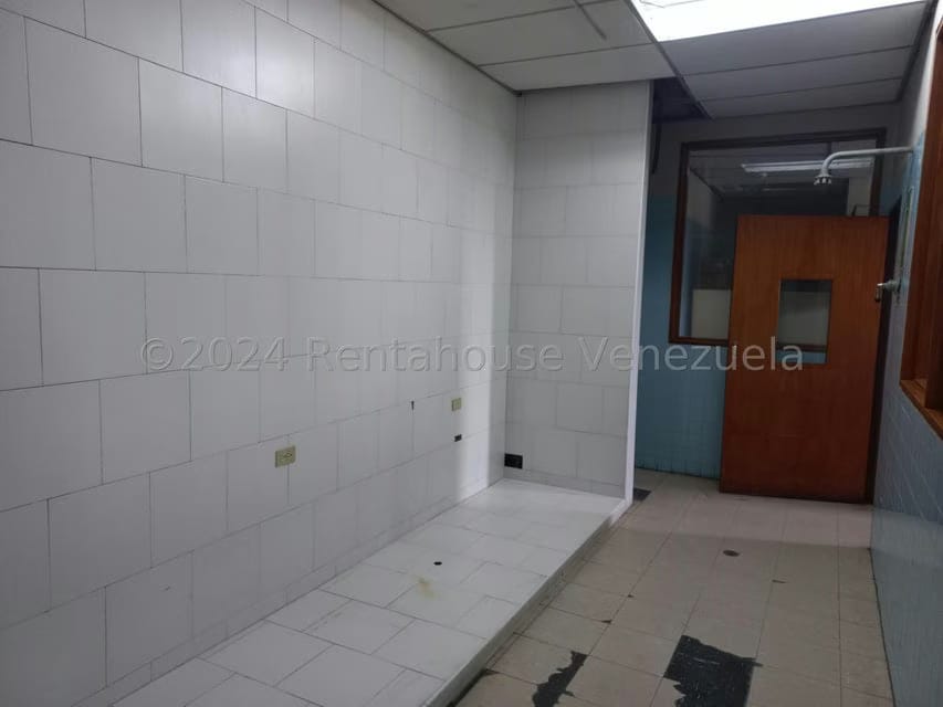 Comercial (Oficina) en Alquiler en Macaracuay, Distrito Metropolitano - 7