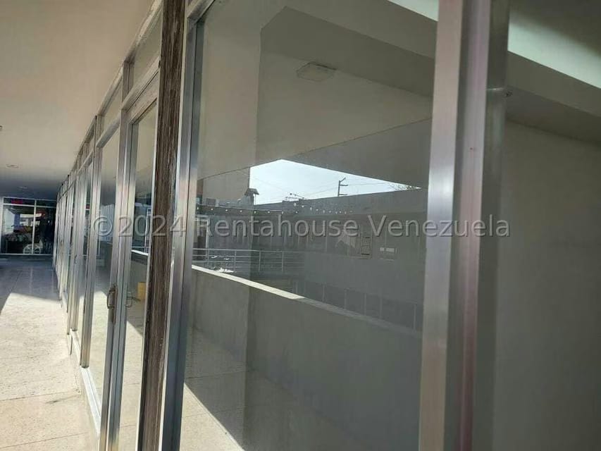 Comercial (Local Comercial) en Alquiler en Avenida Bella Vista, Zulia - 7