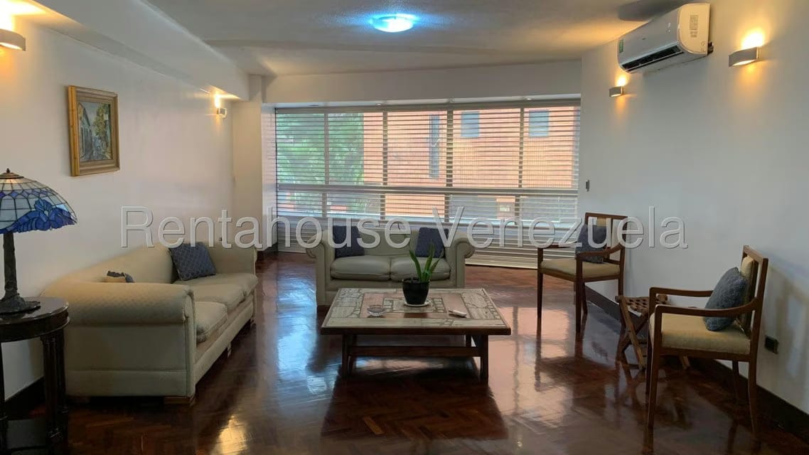 Apartamento (1 Nivel) en Alquiler en La Castellana, Distrito Metropolitano - 2