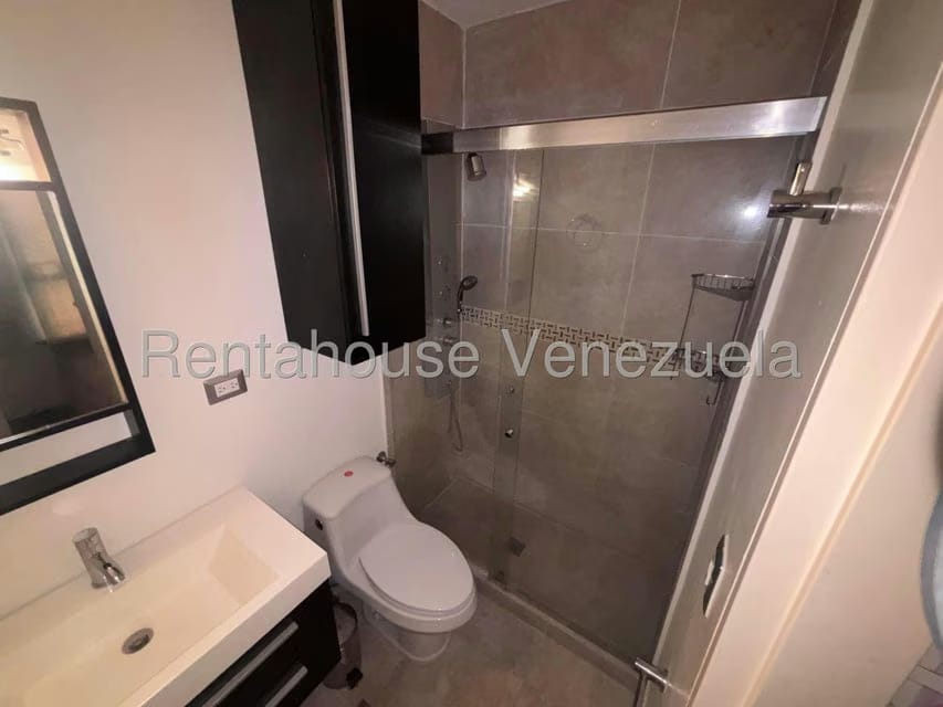 Apartamento (1 Nivel) en Alquiler en La Castellana, Distrito Metropolitano - 14
