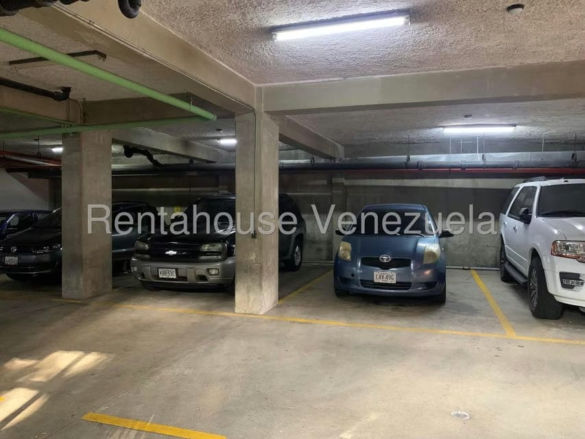 Apartamento (1 Nivel) en Alquiler en La Castellana, Distrito Metropolitano - 16