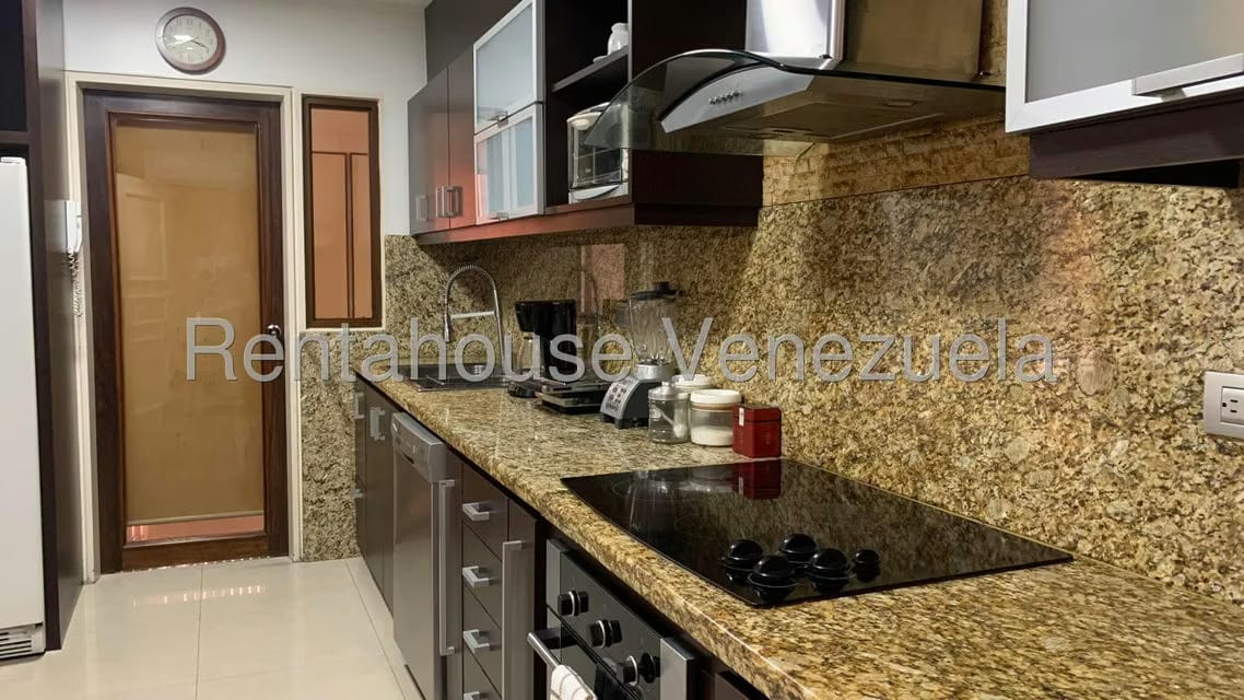 Apartamento (1 Nivel) en Alquiler en La Castellana, Distrito Metropolitano - 5