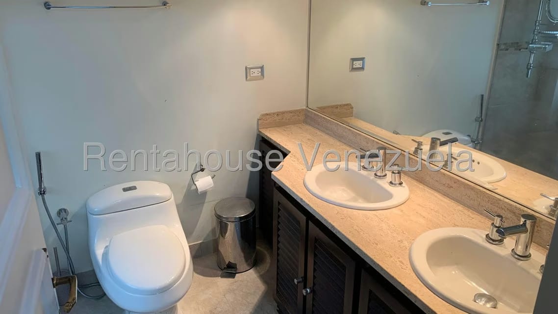 Apartamento (1 Nivel) en Alquiler en La Castellana, Distrito Metropolitano - 9
