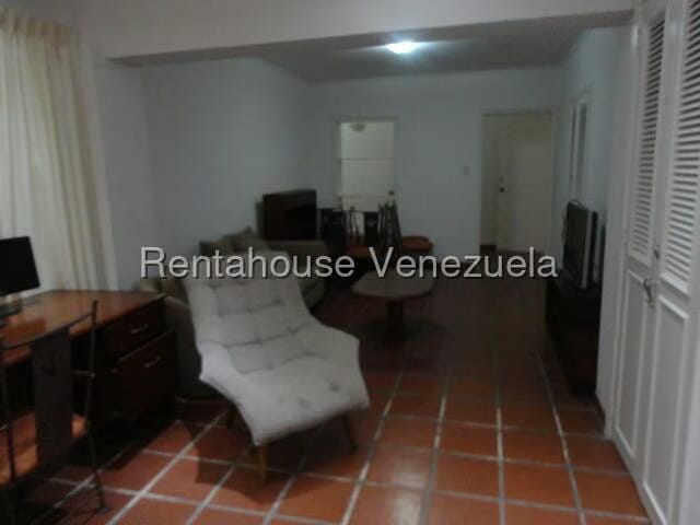 Casa (Multipes Niveles) en Alquiler en Valle Arriba, Distrito Metropolitano - 28