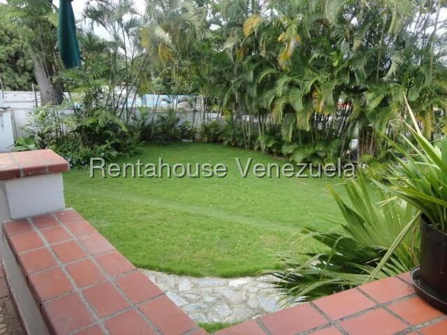 Casa (Multipes Niveles) en Alquiler en Valle Arriba, Distrito Metropolitano - 55