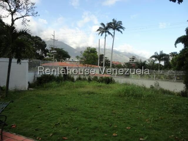 Casa (Multipes Niveles) en Alquiler en Valle Arriba, Distrito Metropolitano - 62
