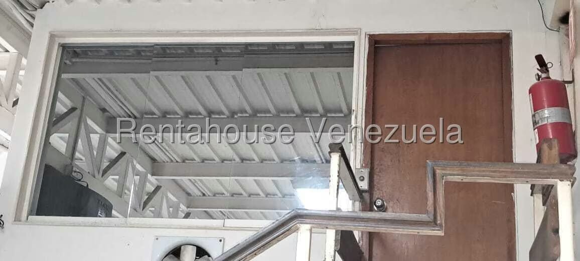 Comercial (Local Comercial) en Alquiler en Turumo, Distrito Metropolitano - 12