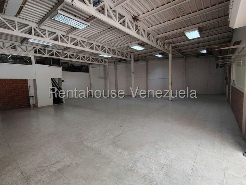 Comercial (Local Comercial) en Alquiler en Turumo, Distrito Metropolitano - 5