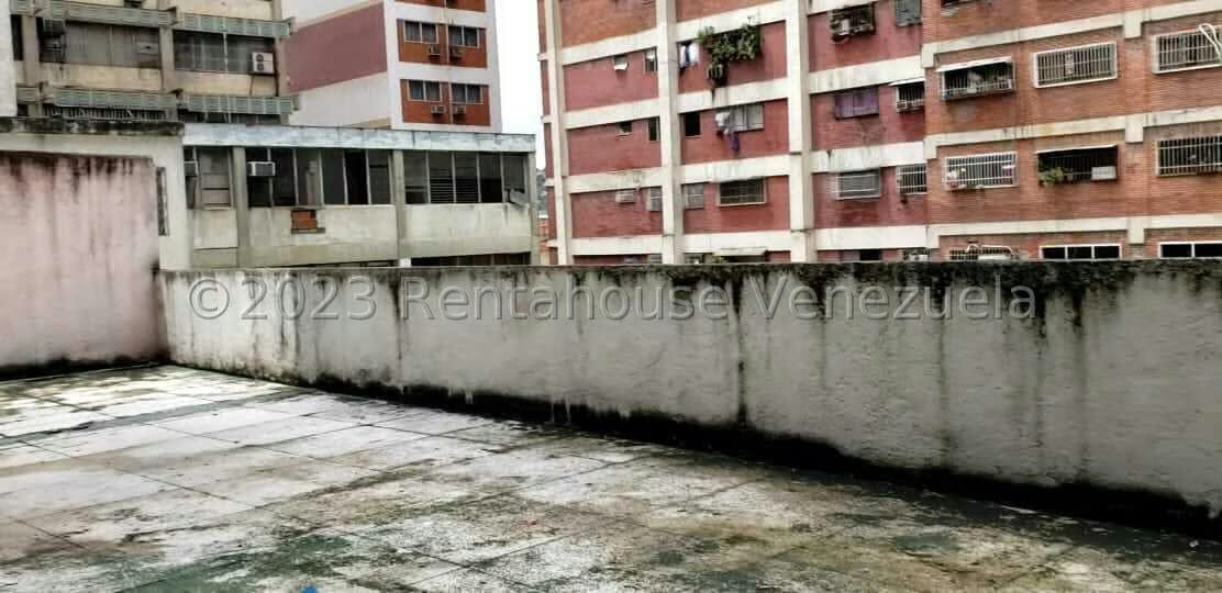 Comercial (Local Comercial) en Venta en Parroquia Catedral, Distrito Metropolitano - 14