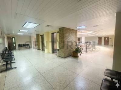 Consultorio en Venta. Clínica Puerto Ordaz - 3