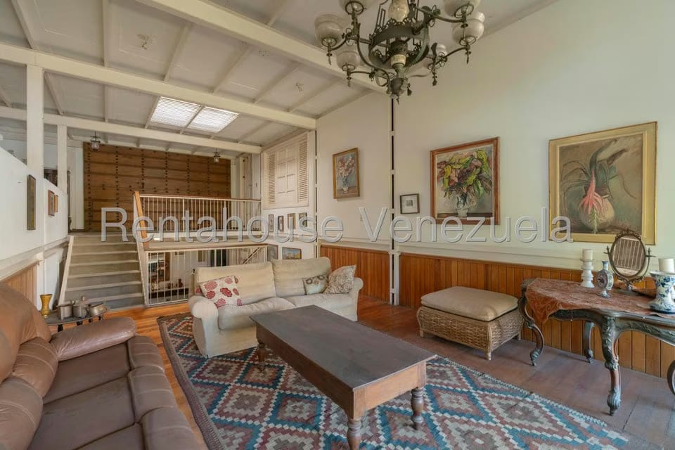 Casa (Multipes Niveles) en Venta en Los Chorros, Distrito Metropolitano - 21