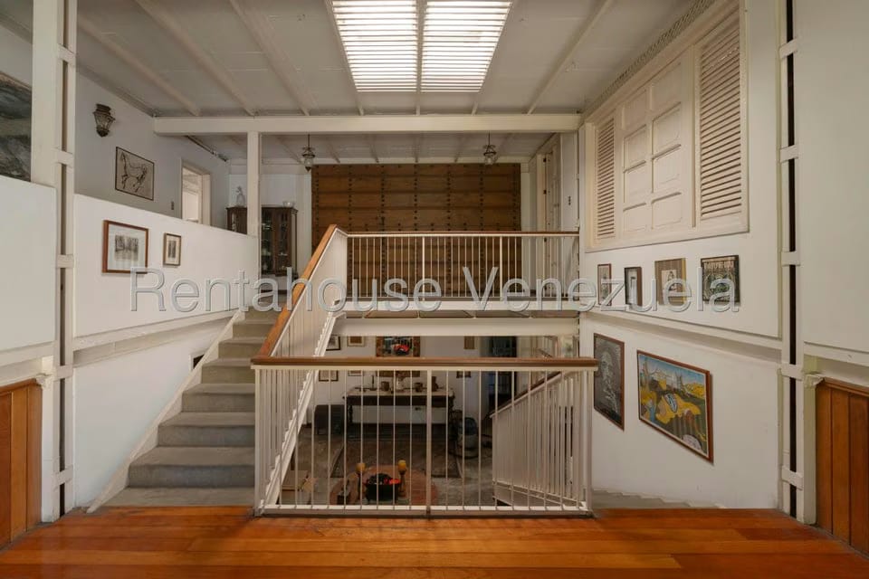 Casa (Multipes Niveles) en Venta en Los Chorros, Distrito Metropolitano - 22