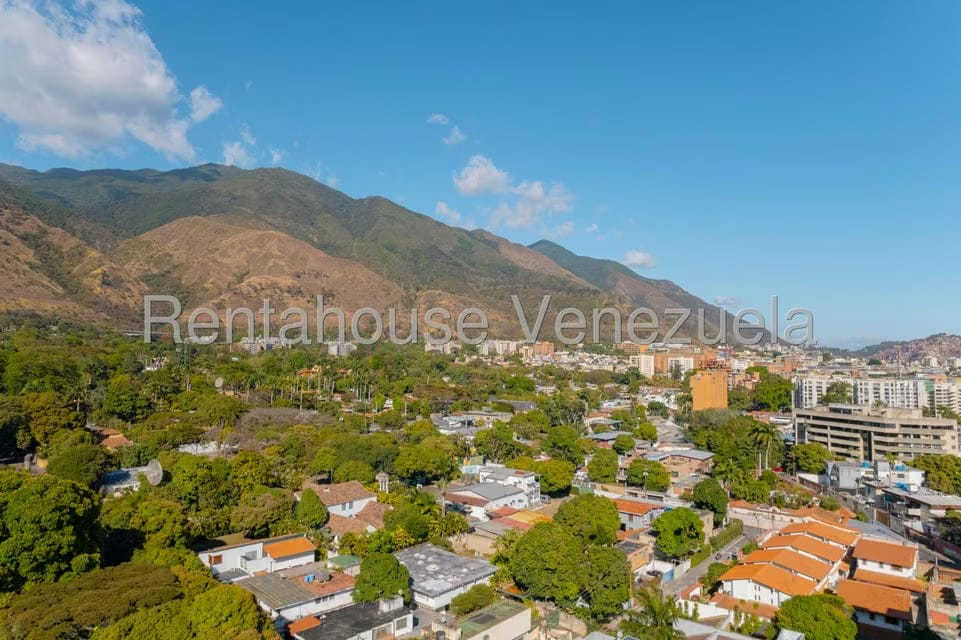 Casa (Multipes Niveles) en Venta en Los Chorros, Distrito Metropolitano - 29