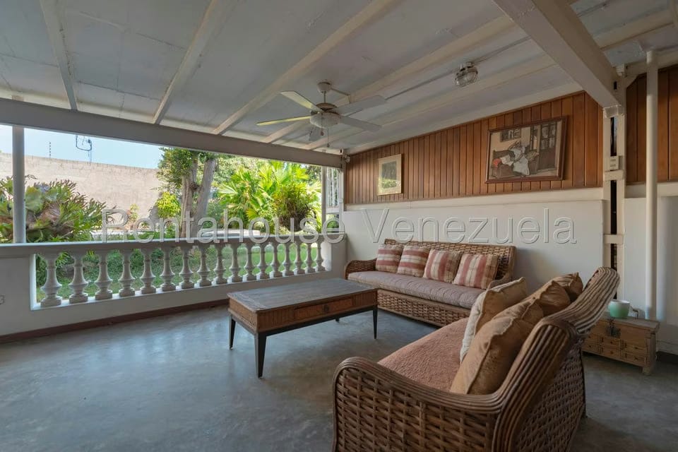 Casa (Multipes Niveles) en Venta en Los Chorros, Distrito Metropolitano - 7