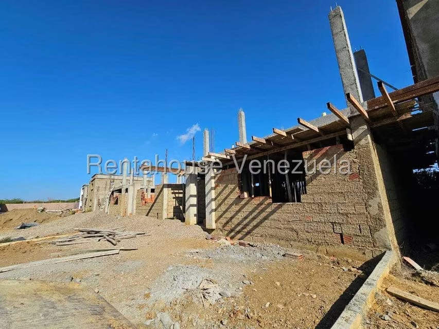 Casa (1 Nivel) en Venta en Centro, Falcon - 3