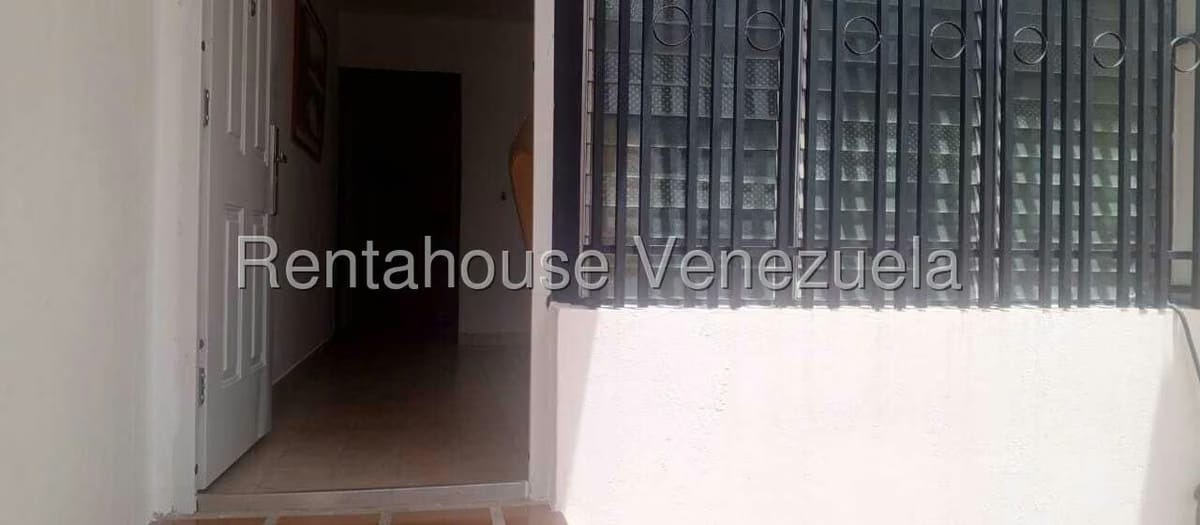 Casa (Multipes Niveles) en Venta en El Country, Trujillo - 18