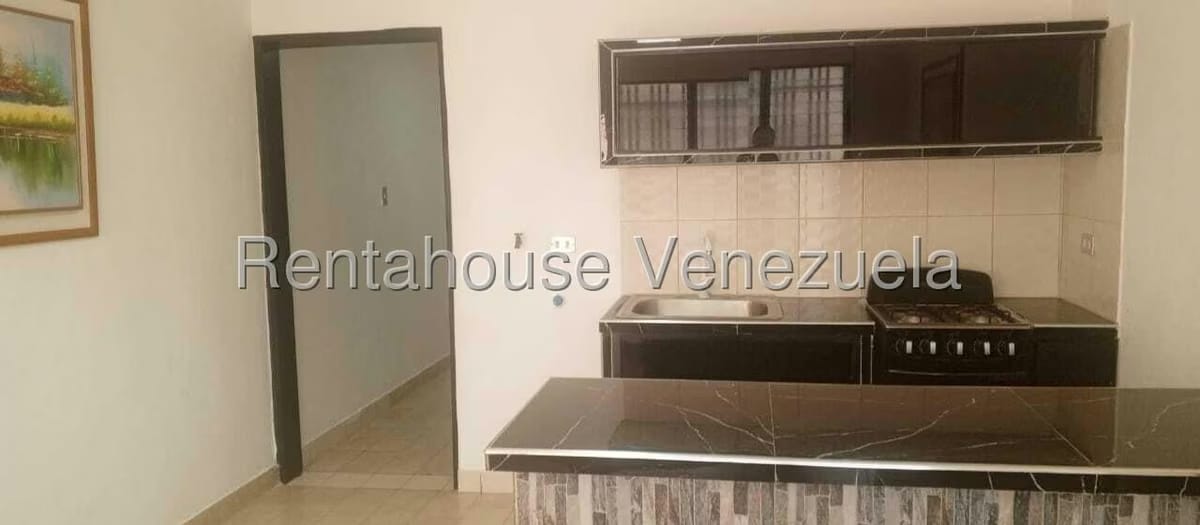Casa (Multipes Niveles) en Venta en El Country, Trujillo - 19