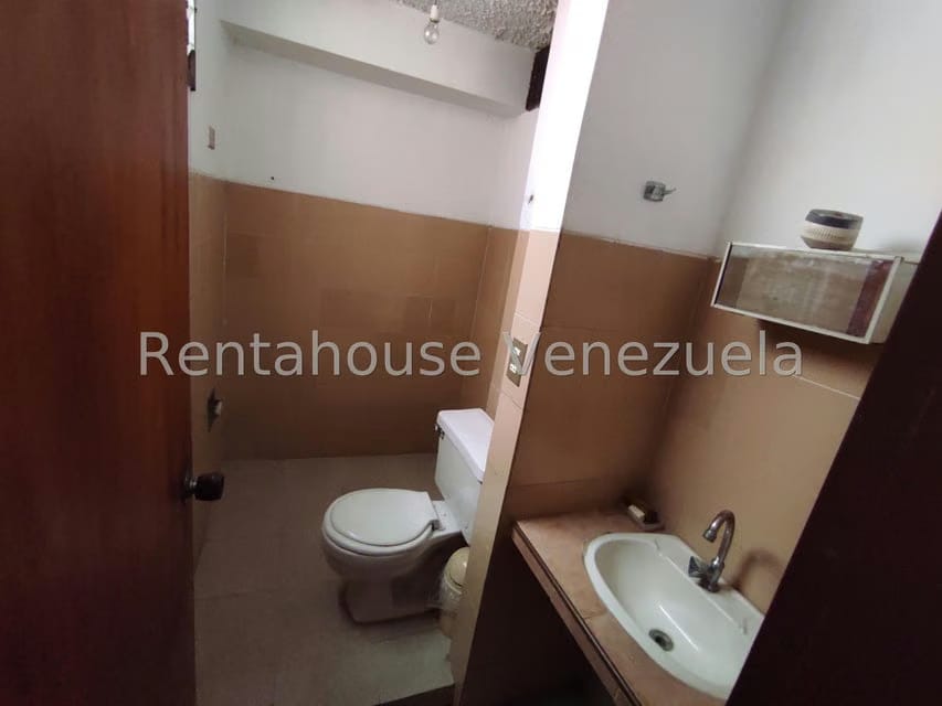 Comercial (Local Comercial) en Venta en Zona Centro, Aragua - 33