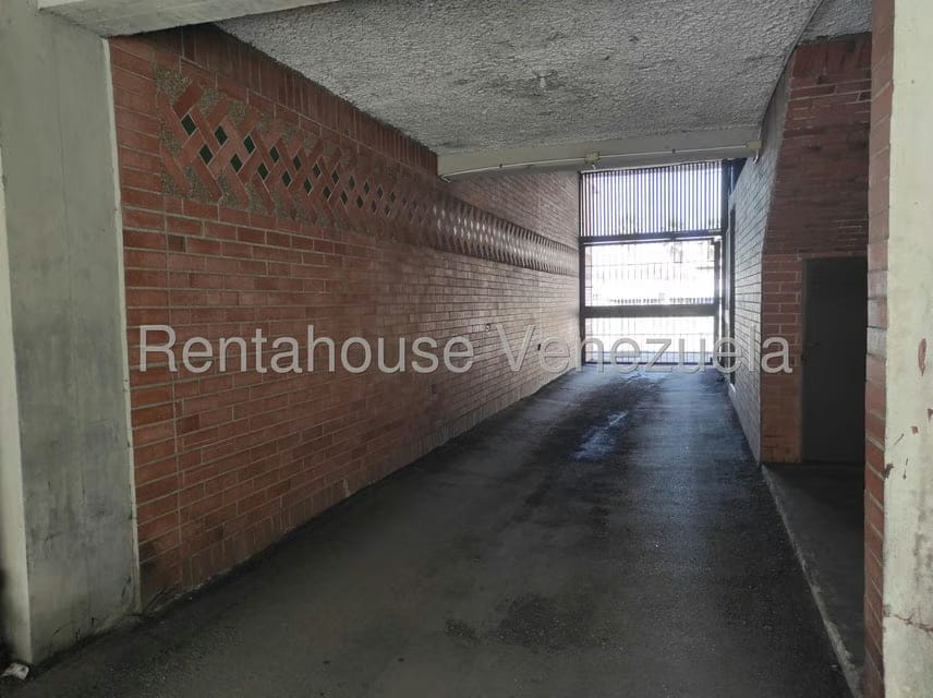 Comercial (Local Comercial) en Venta en Zona Centro, Aragua - 35