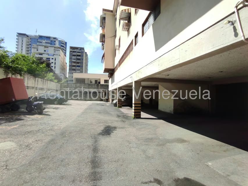 Comercial (Local Comercial) en Venta en Zona Centro, Aragua - 40