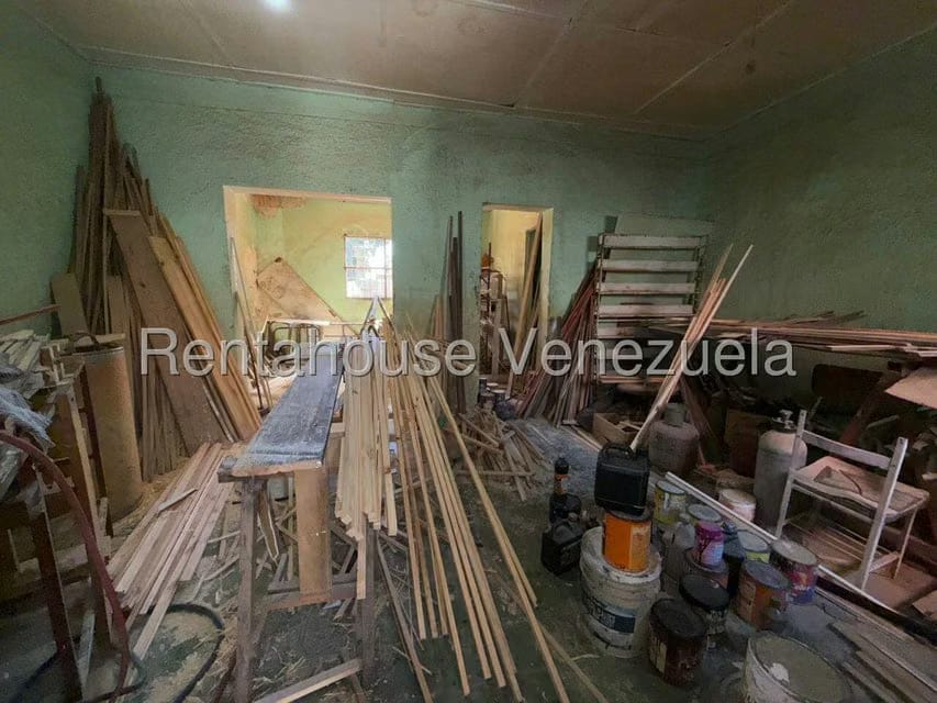 Comercial (Local Comercial) en Venta en Parroquia Santa Teresa, Distrito Metropolitano - 19