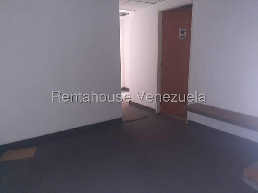 Comercial (Oficina) en Alquiler en La Urbina, Distrito Metropolitano - 3