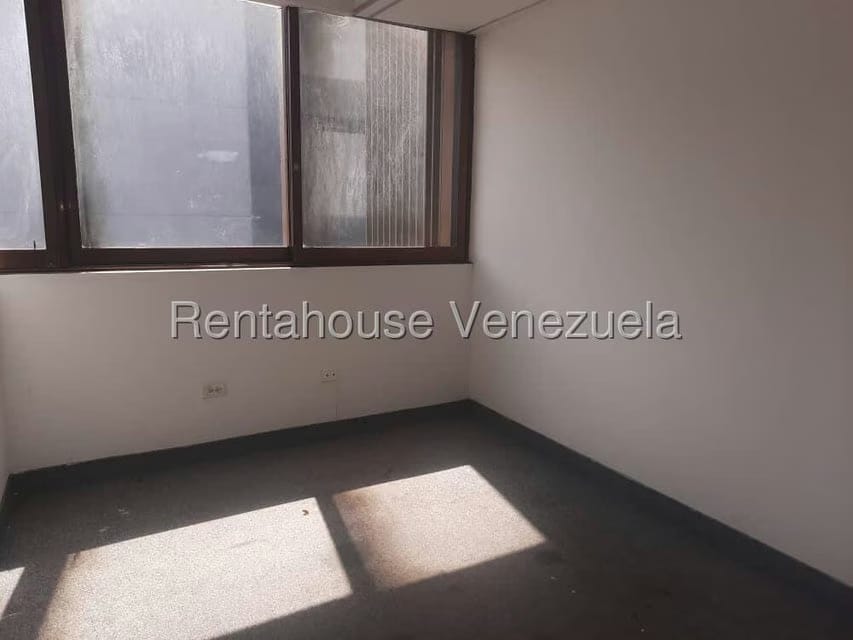 Comercial (Oficina) en Alquiler en La Urbina, Distrito Metropolitano - 7