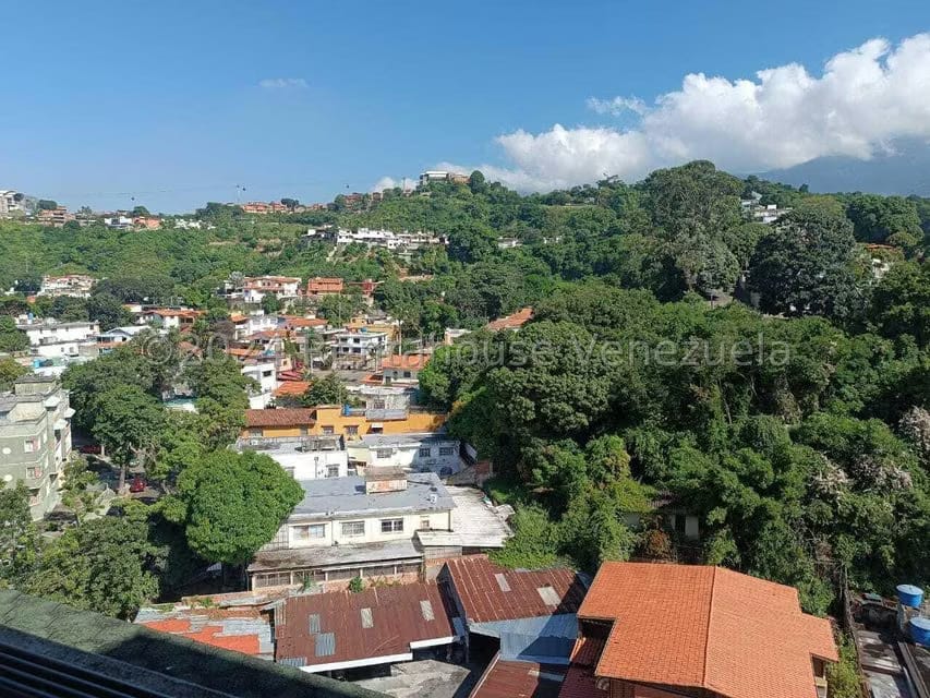 Apartamento (Duplex) en Venta en Las Acacias, Distrito Metropolitano - 2