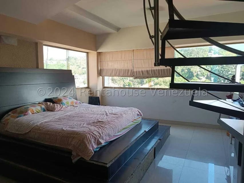 Apartamento (Duplex) en Venta en Las Acacias, Distrito Metropolitano - 16