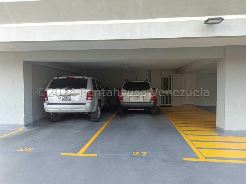 Apartamento (Duplex) en Venta en Las Acacias, Distrito Metropolitano - 23