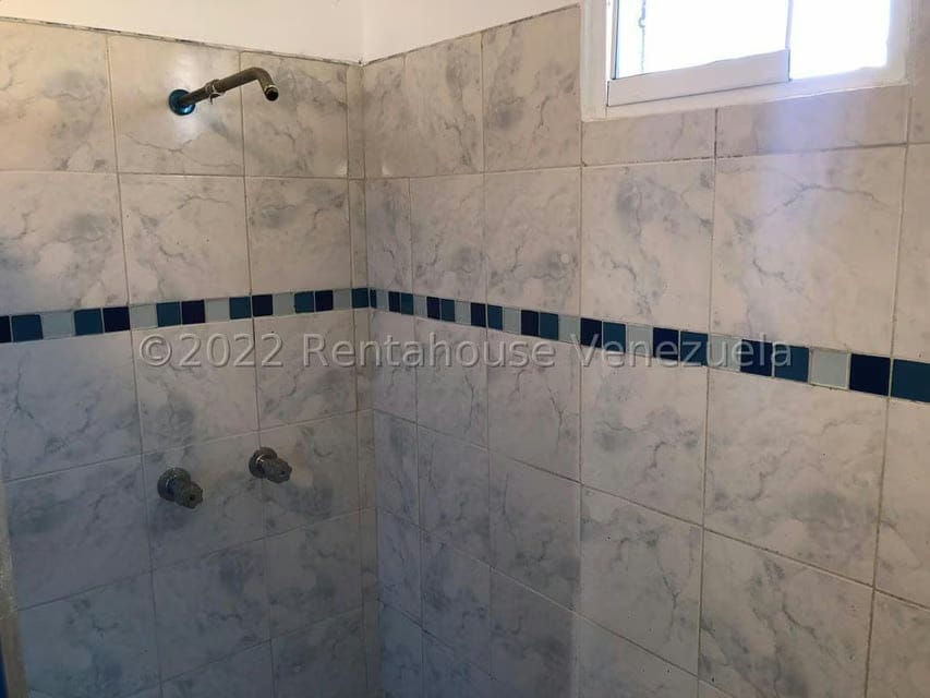 Casa (1 Nivel) en Venta en Ciudad Roca, Lara - 19