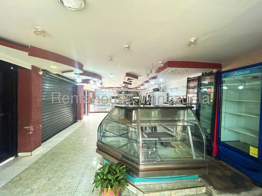 Comercial (Local Comercial) en Alquiler en Centro, Lara - 2