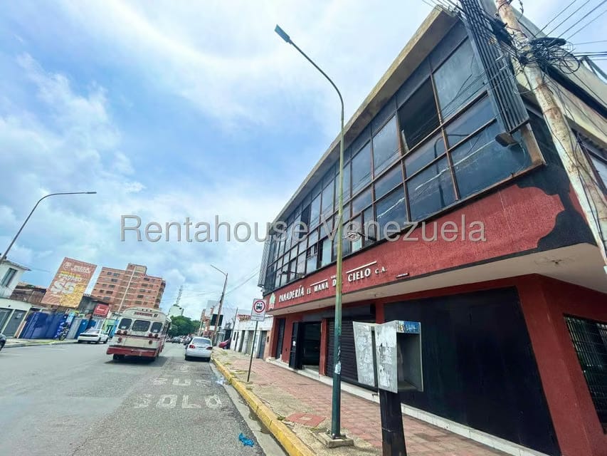 Comercial (Local Comercial) en Alquiler en Centro, Lara - 26