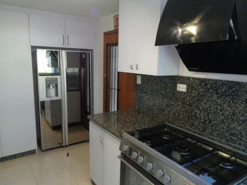 Casa (Contemporaneo) en Venta en Macaracuay, Distrito Metropolitano - 46