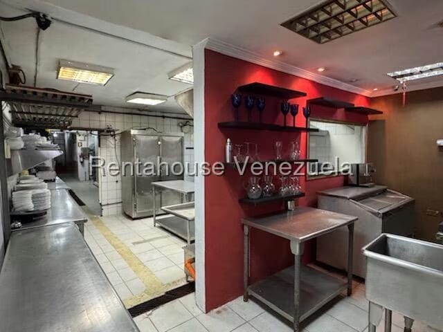Comercial (Local Comercial) en Alquiler en El Hatillo, Distrito Metropolitano - 11