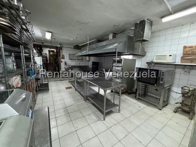 Comercial (Local Comercial) en Alquiler en El Hatillo, Distrito Metropolitano - 37