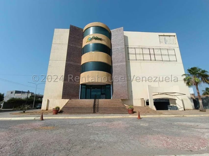 Comercial (Local Comercial) en Alquiler en Buena Vista, Zulia - 3