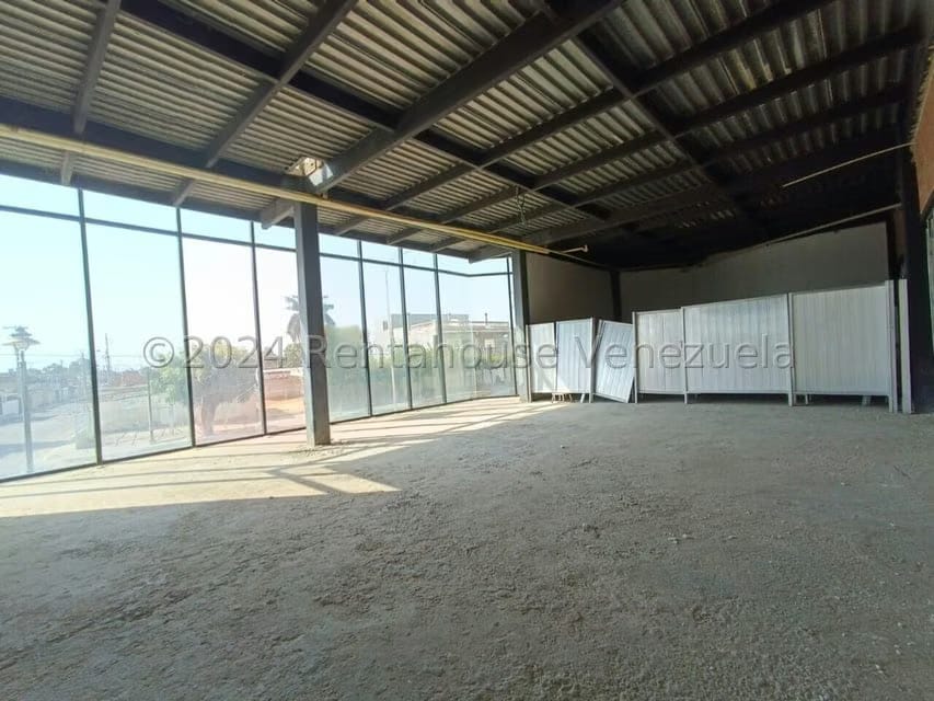 Comercial (Local Comercial) en Alquiler en Buena Vista, Zulia - 5
